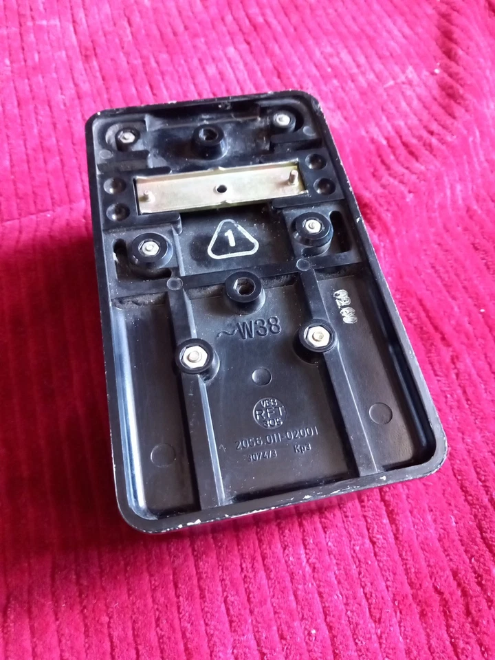 Altes Telefon W38 mit Hörer, Schwarz, mit Wählscheibe - Bild 4 von 4