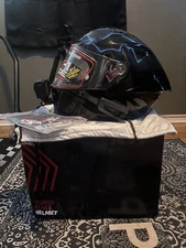 KX-1 RACE GP Carbon Fiber  SIZE LARGE With Cardo Packtalk And DJI Action 4 