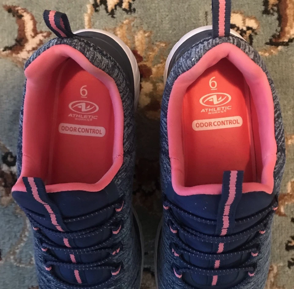 NUEVO Zapatos Atléticos Sin Cordones Para Mujer - Talla 6 - Azul Con Detalles Rosa Foto 3 de 4
