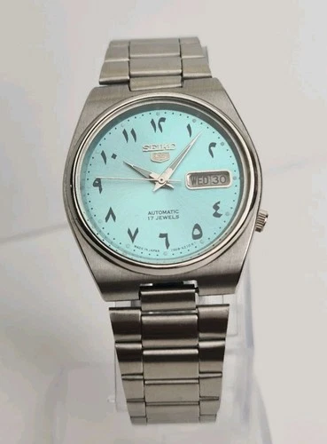 Seiko 5 Automatic Vintage 7009 Day/Date Arabic Dial  Japanese wrist Watch