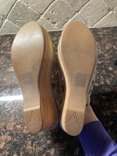Prada Espadrille Damensandalen mit Keilabsatz Größe 37,5 - Bild 10 von 11