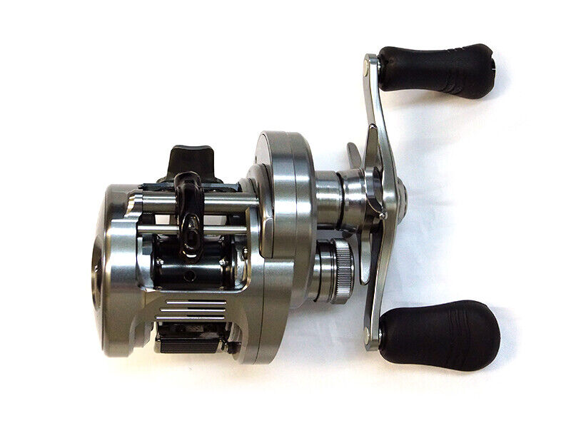 SHIMANO 20 Calcutta Conquest DC 200HG Right Handle Gear 6.2 SHIMANO 20 Calcutta Conquest DC 200HG Right Handle Gear 6.2