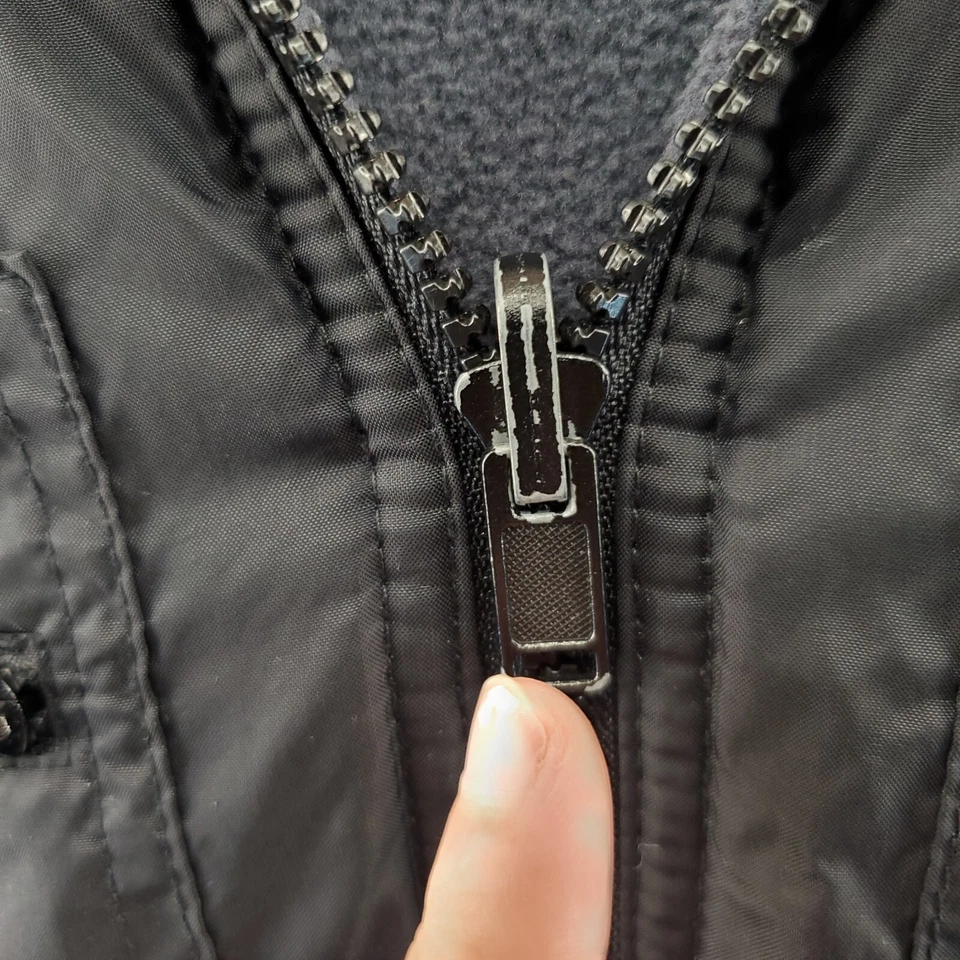 Chaleco Marsh Landing para Mujer Mediano Forrado de Vellón Cremallera Frontal Nylon Negro Bolsillos con Cremallera Foto 2 de 4