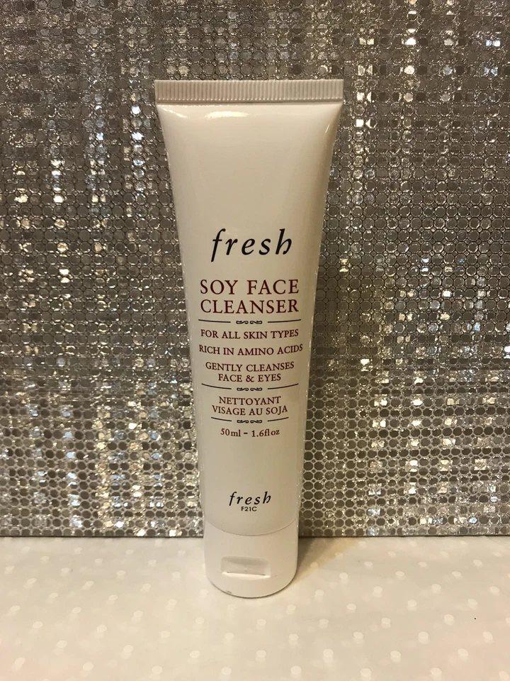 Fresh Soy Face Cleanser 50ml Travel Size New and Sealed - Image 1 of 1