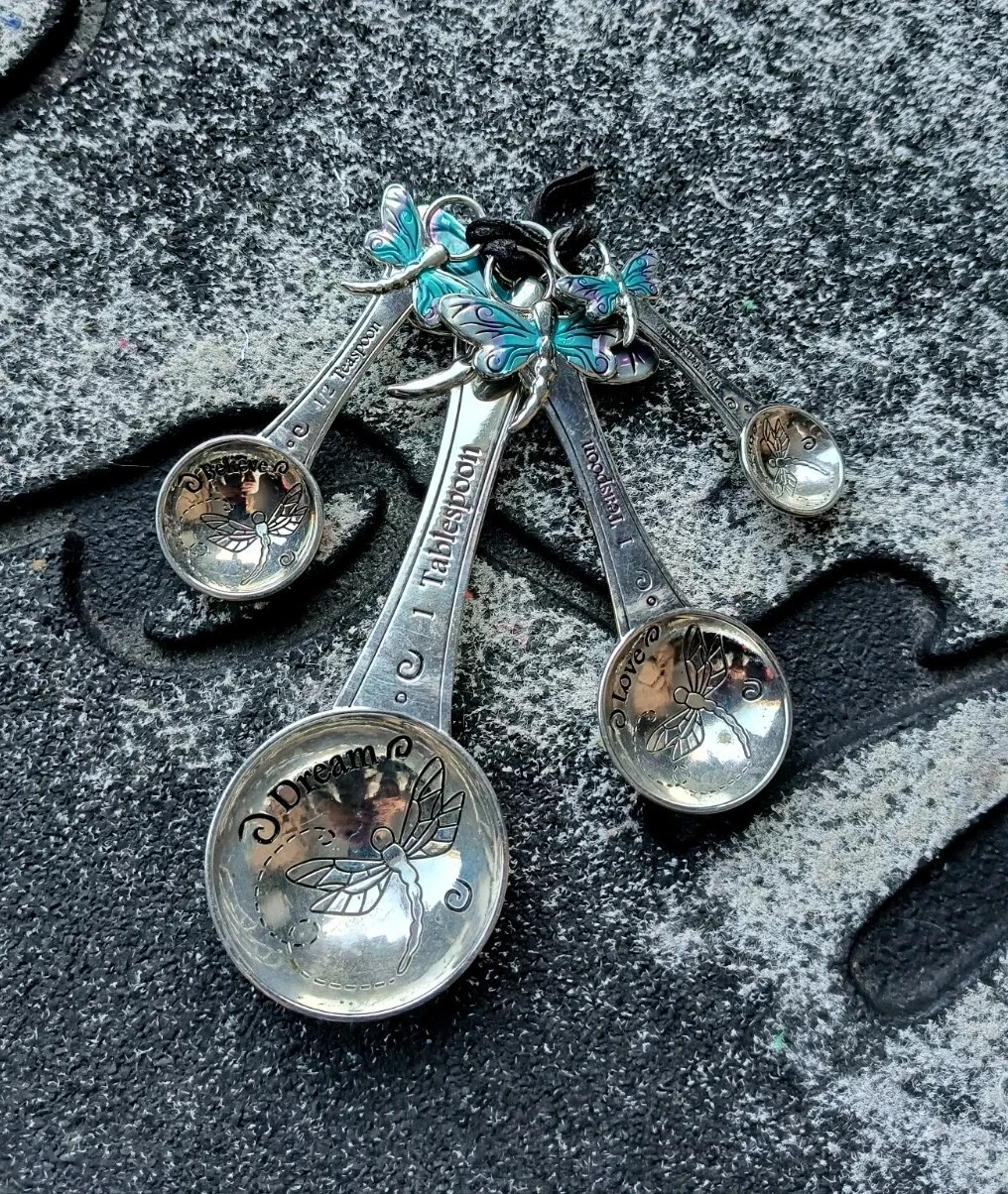 4-Piece Set Dragonflies Measuring Spoons Inspire Believe Love Dream Nice Set