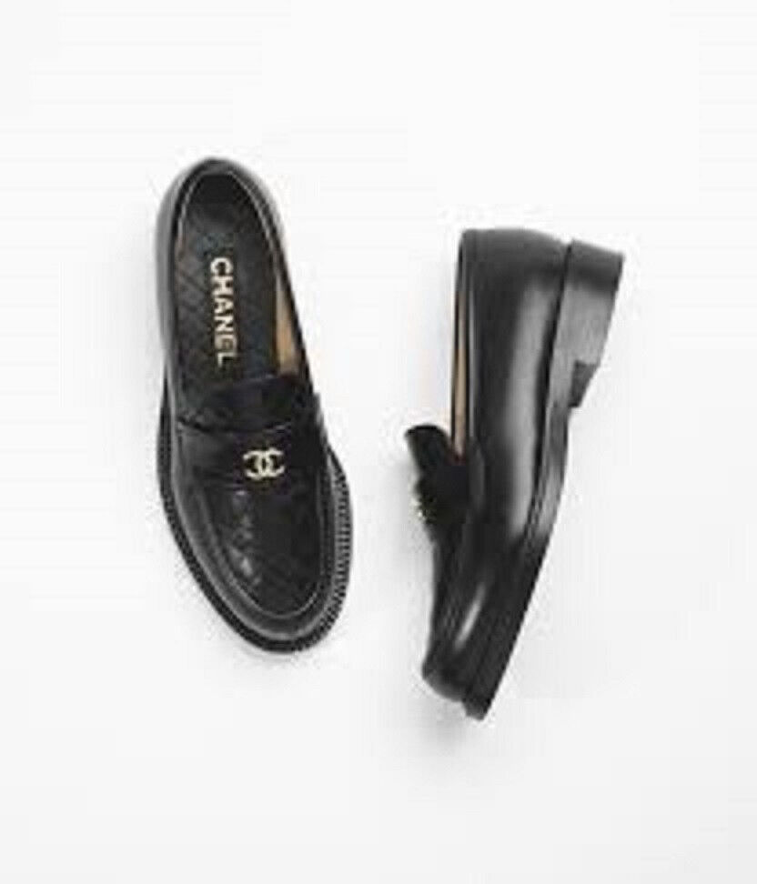 AUTH CHANEL VINTAGE QUILTED LOAFERS SZ SHOES BLK LEATH SZ AUTH CHANEL VINTAGE QUILTED LOAFERS SZ SHOES BLK LEATH SZ