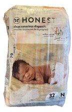 The Honest Company Gentle Diapers Newborn Size N Giraffes Pattern 10lbs 32 Count