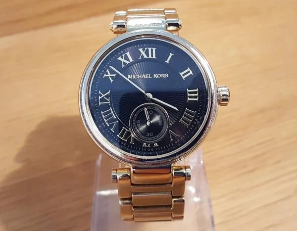 Ladies Gold Bracelet Michael Kors Skylar MK5989 Black Analog Crystal Bezel Watch - Image 2 of 4