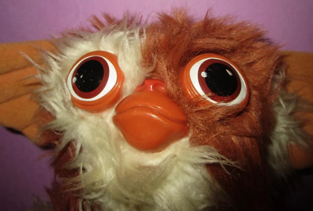 A Vintage 1990s Gremlins Gizmo Santa Soft Toy Plush. 