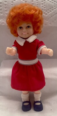 Orphan Annie 1982 6 Inch Vintage Doll Knickerbocker Toys  Gently Used