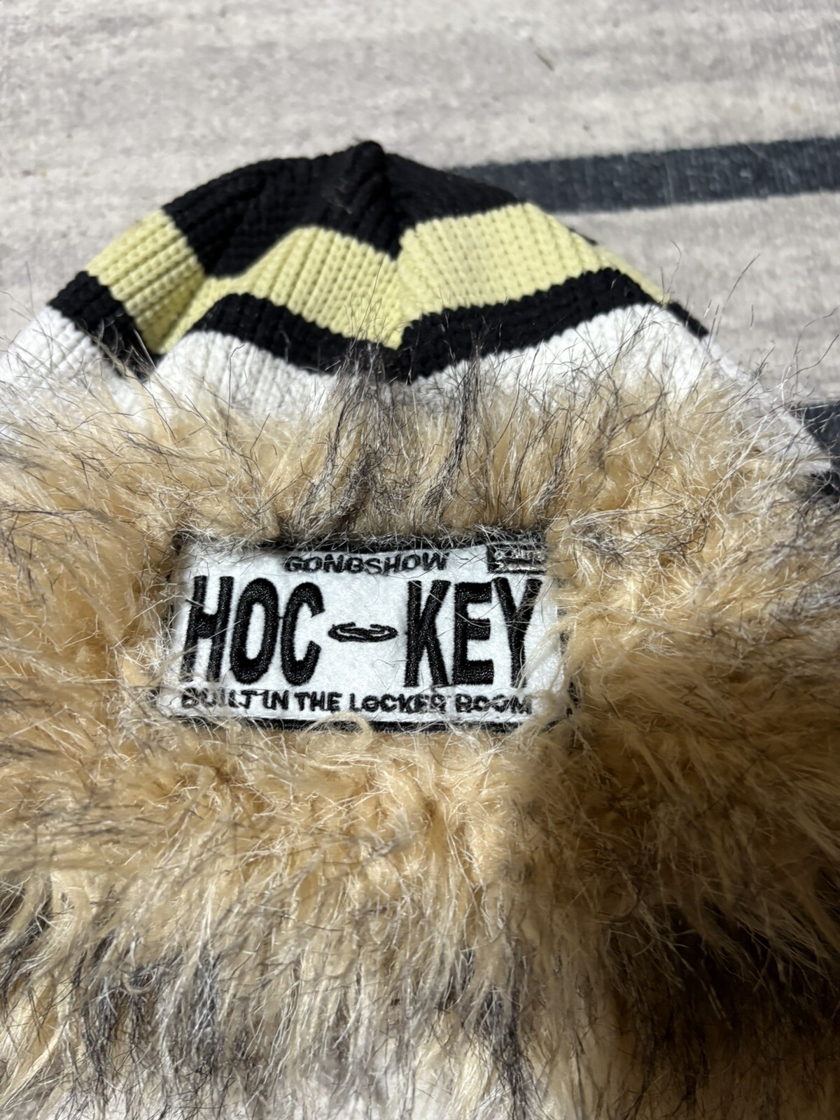 trapper hat - image 2