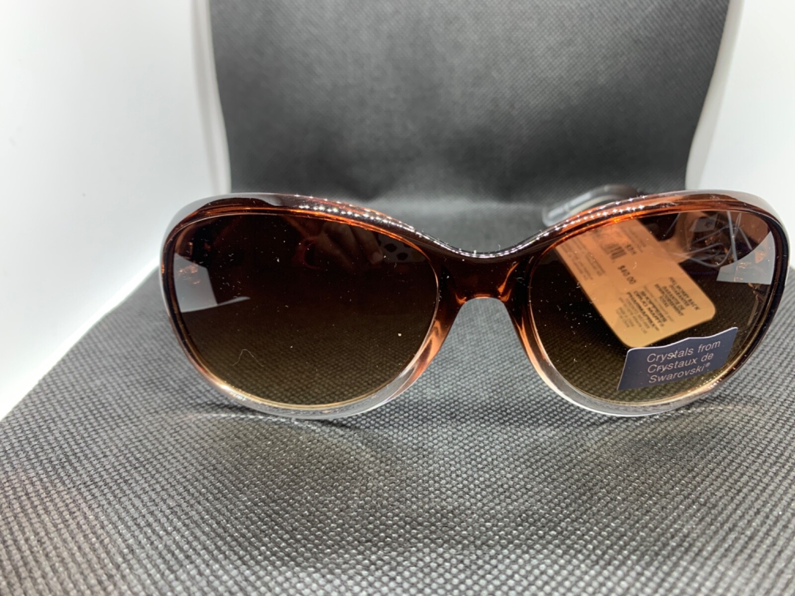 NWT $40 Women's Designer Elements Brown Oval sunglasses with Swarovski Crystals 