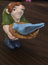 Disney The Hunchback Of Notre Dame   Quasimodo with Bird in Nest   PVC 3" Figure