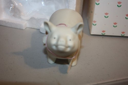 Dept. 56 Snowbunnies 1998 Bisque Porcelain Easter Pig #23774 FREE SHIPPING - Picture 2 of 4