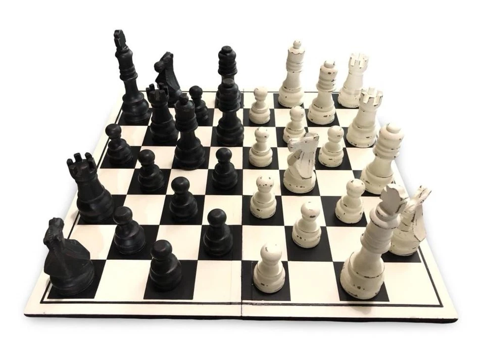 "Juego de ajedrez grande de madera blanco y negro - tablero de 31,5"" - interior/exterior" Foto 2 de 3