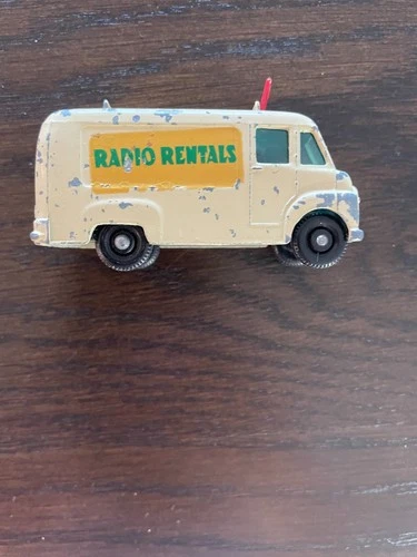 MATCHBOX  LESNEY  #62 TV SERVICE VAN HAS ANTENNA AND 3 TVS VINTAGE RADIO RENTALS