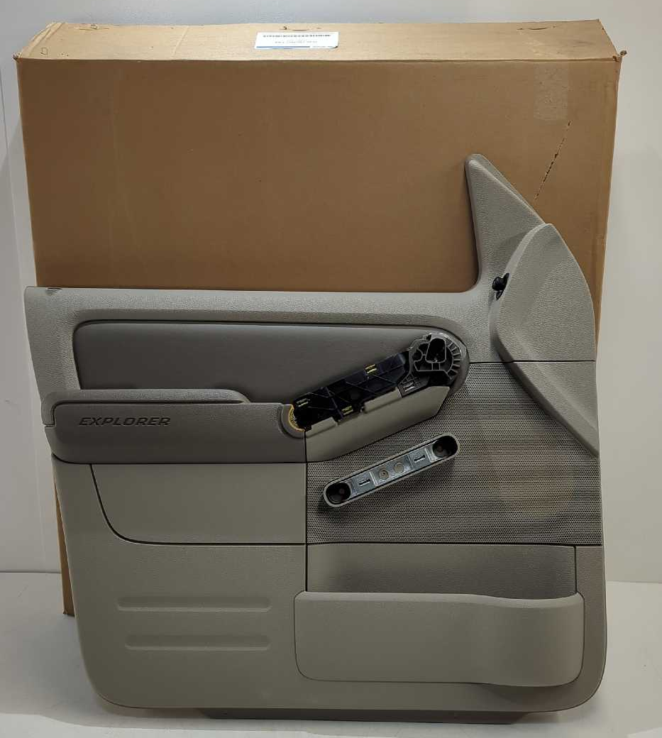 New OEM Ford Front Door Trim Panel 2007-2010 Explorer Sport Trac