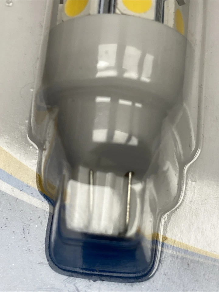 Bombilla 921 LED T10 RV interior blanco brillante Camco 4000-4500K 54633 Foto 3 de 4