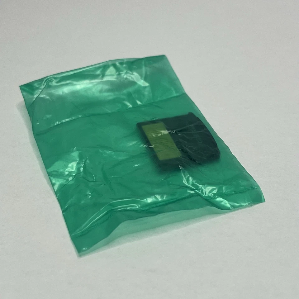 NEW Olympus 16MB xD-Picture Card Memory -  Olympus Fuji Cameras Brand New Sealed - Image 4 of 4