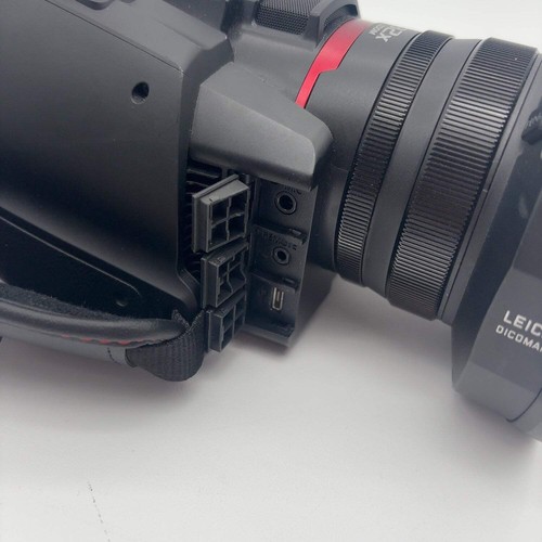 Panasonic HC-X1500 4K Video Camcorder - Picture 12 of 16