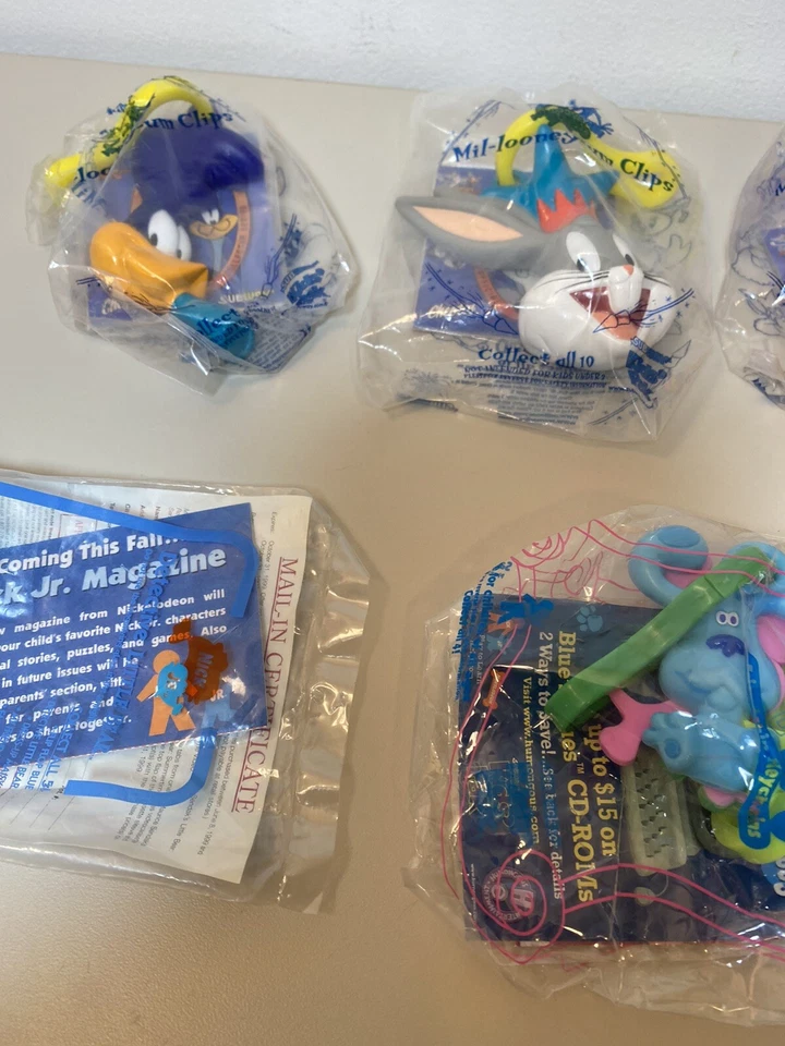 Lote de 6 juguetes de metro Looney Tunes Warner Bros. pistas de blues Nick Jr. Bugs Duck Foto 3 de 4