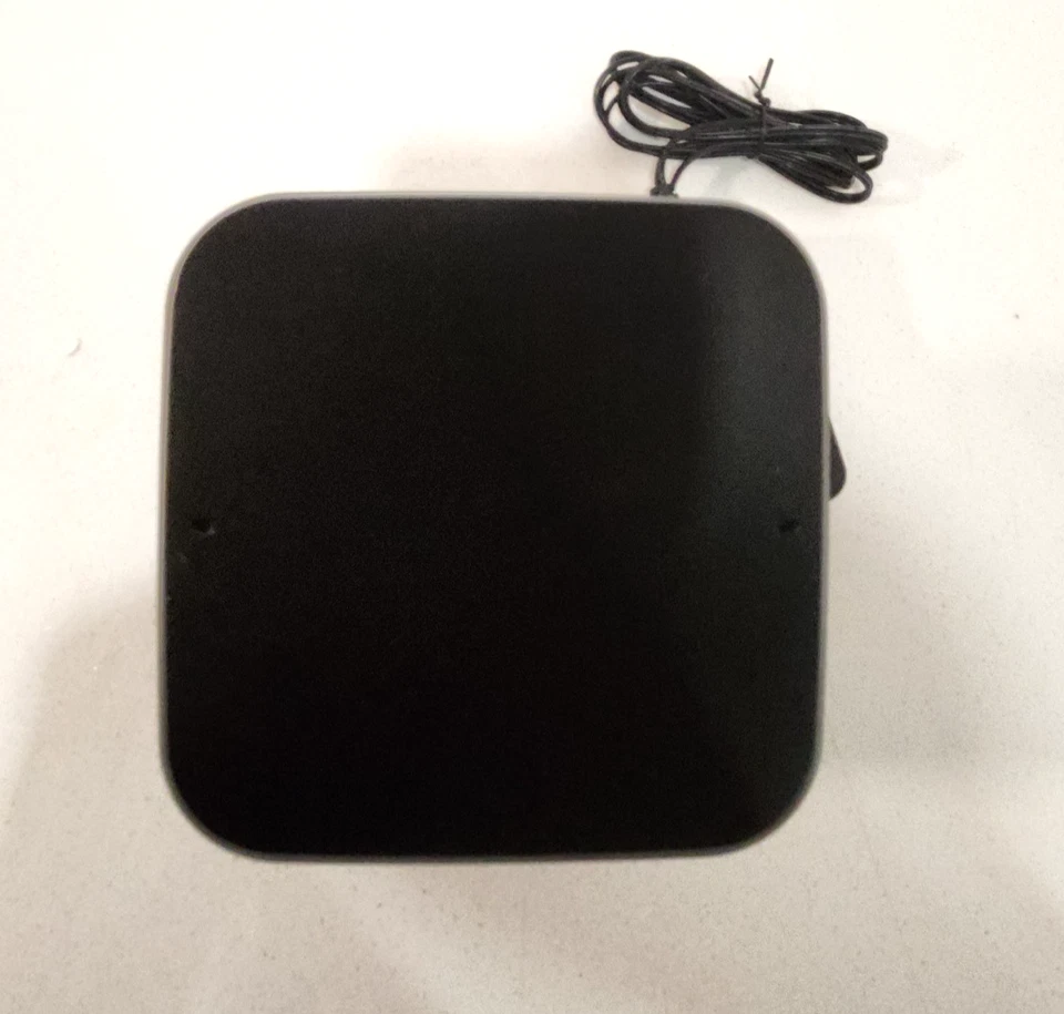 Smart Bluetooth Speaker w/Google Assistant, Voice Activated Insignia NS-GSPGASP - Image 4 of 4