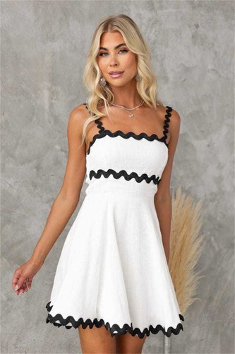 Women's Casual Basic Spaghetti Strap Short Dress Sleeveless Summer Dresses - Picture 3 of 10
