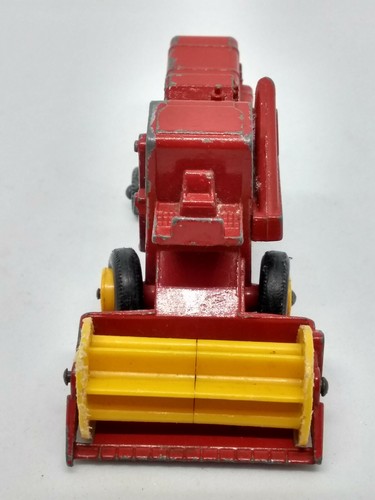 Vintage Matchbox diecast metal toy Claas Combine Harvester. Red. Series No. 65 - Picture 2 of 12
