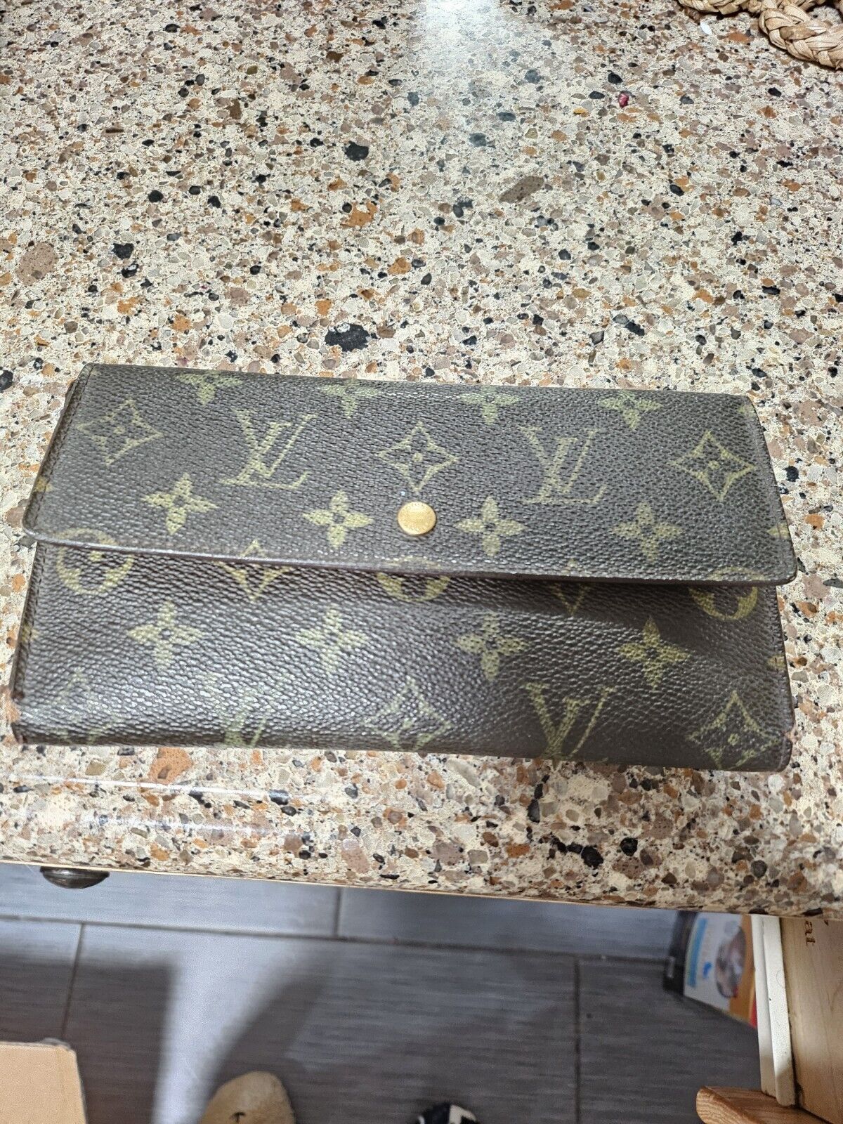 Picture 1 of 12