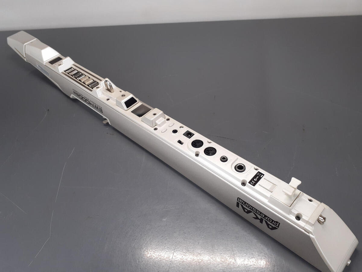 Akai Ewi4000Sw Synthesizer MIDI Physical Controller White Akai Ewi4000Sw Synthesizer MIDI Physical Controller White