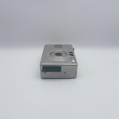 Canon IXY DIGITAL 200A PC1022 Compact Digital Camera Retro Style