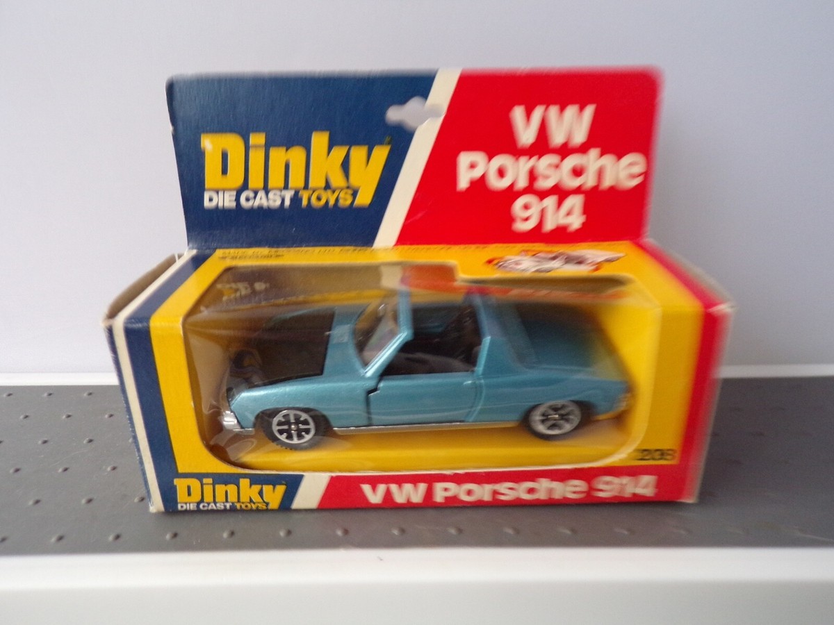 Dinky toys GB - Porsche 914 - neuf en boite ref 208 , Vente aux enchères : Jouets - Trains - Poupées - Automates