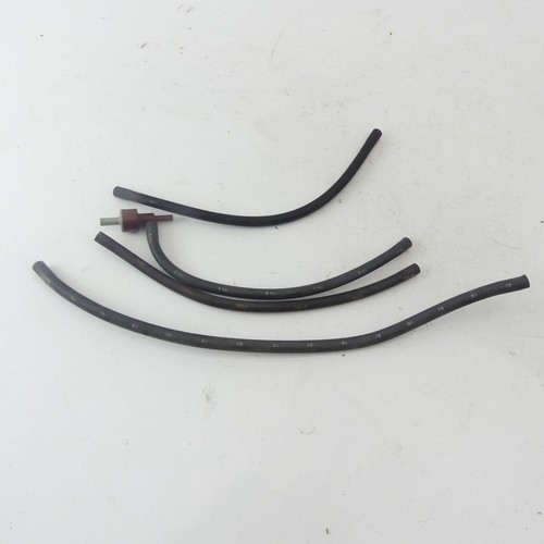 Honda VFR 800 A V-tec EZ:13 Einspritzanlage Schläuche 33430