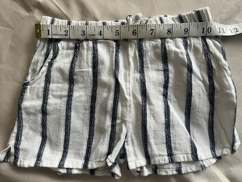 Primark Girls Size 7/8 Flower and Stripe Outfit Shorts And Tank Set White/Black - Picture 19 of 22