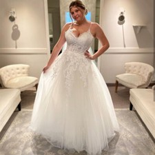 Plus Size Wedding Dresses Sweetheart Lace Appliques Floor Length A-Line Gowns