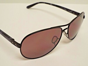 oakley 004079