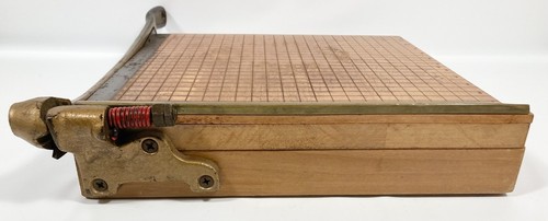 Vtg Ingento No. 4 12" x 12" Paper Cutter Trimmer Wood & Cast Iron USA 1950s - Picture 5 of 16