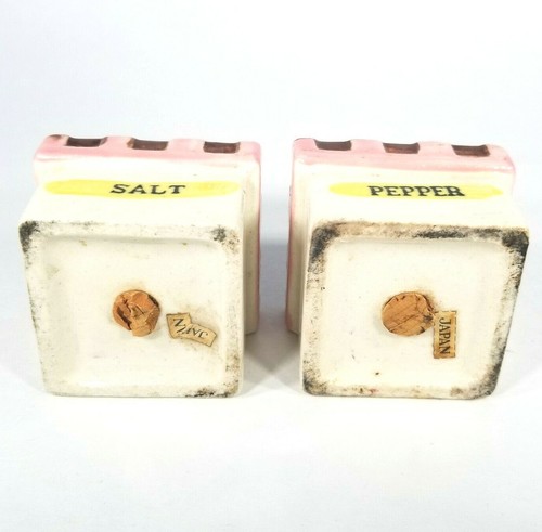 Vtg Brownie Chocolate Birthday Cake Ceramic Salt & Pepper Shakers, Made In Japan - Picture 4 of 4