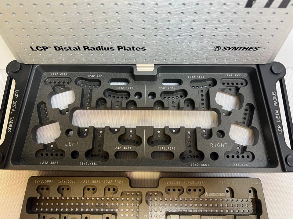 Estuche de instrumentos de radio distal Synthes LCP CCMED414 Foto 2 de 4