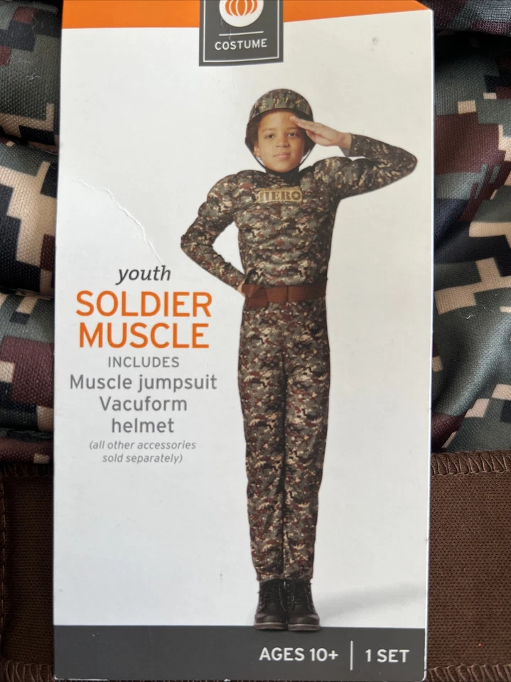 Disfraz de Halloween Target Youth Soldier Muscle para niños con casco talla L Foto 2 de 4