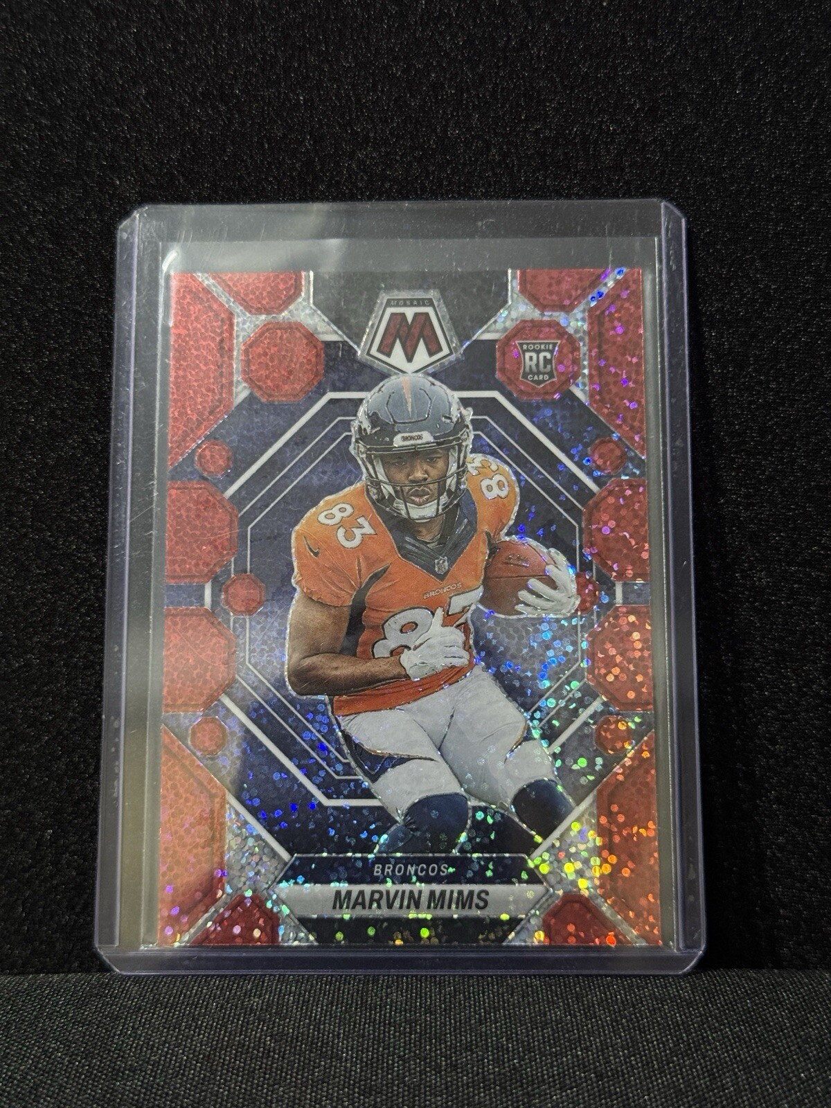 2023 Panini Mosaic - Red Sparkle #346 Marvin Mims (RC)