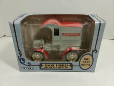 1988 Ertl Ben Franklin 1905 Ford Delivery Car Bank 1:25 2009 Vintage Metal