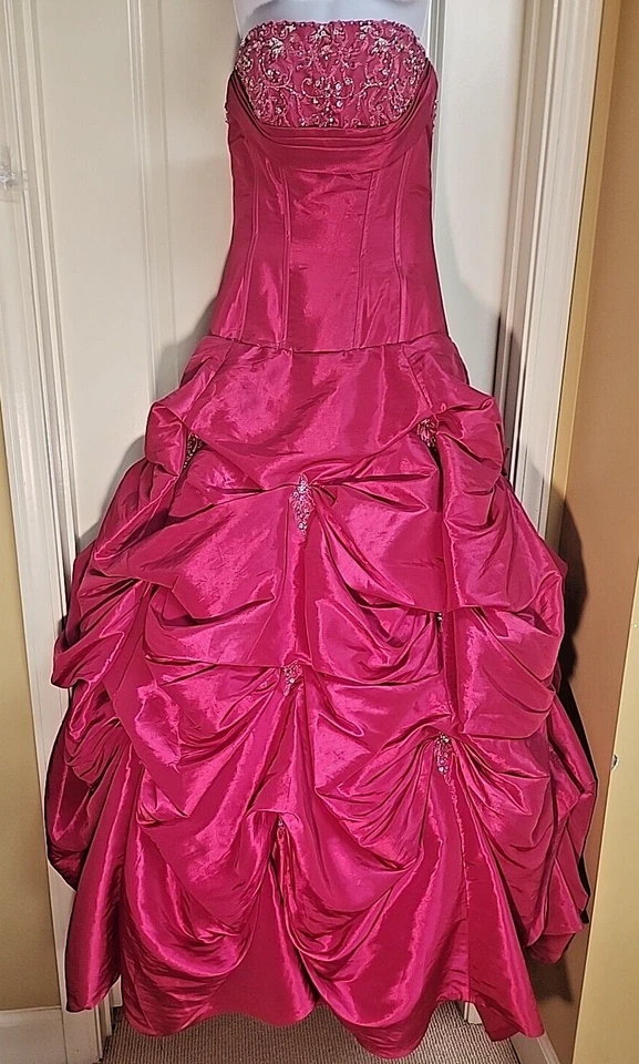 Vestido Morilee Madeline Gardner Dulce 16 Quinceañera Baile de graduación Sin tirantes Rosa intenso Foto 2 de 4