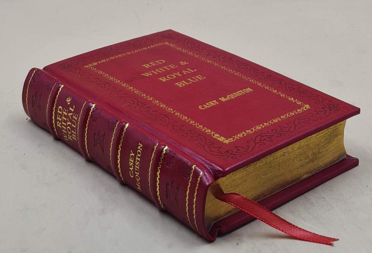 Red, White & Royal Blue: Collector'S Edition [Premium Leather