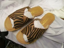 Melrose Ave Women's sandals Good To Go Vegan ZEBRA Tan SIZE 9