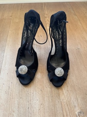 Beautiful vintage yves saint laurent rive gauche strappy heels Size 36 1/2