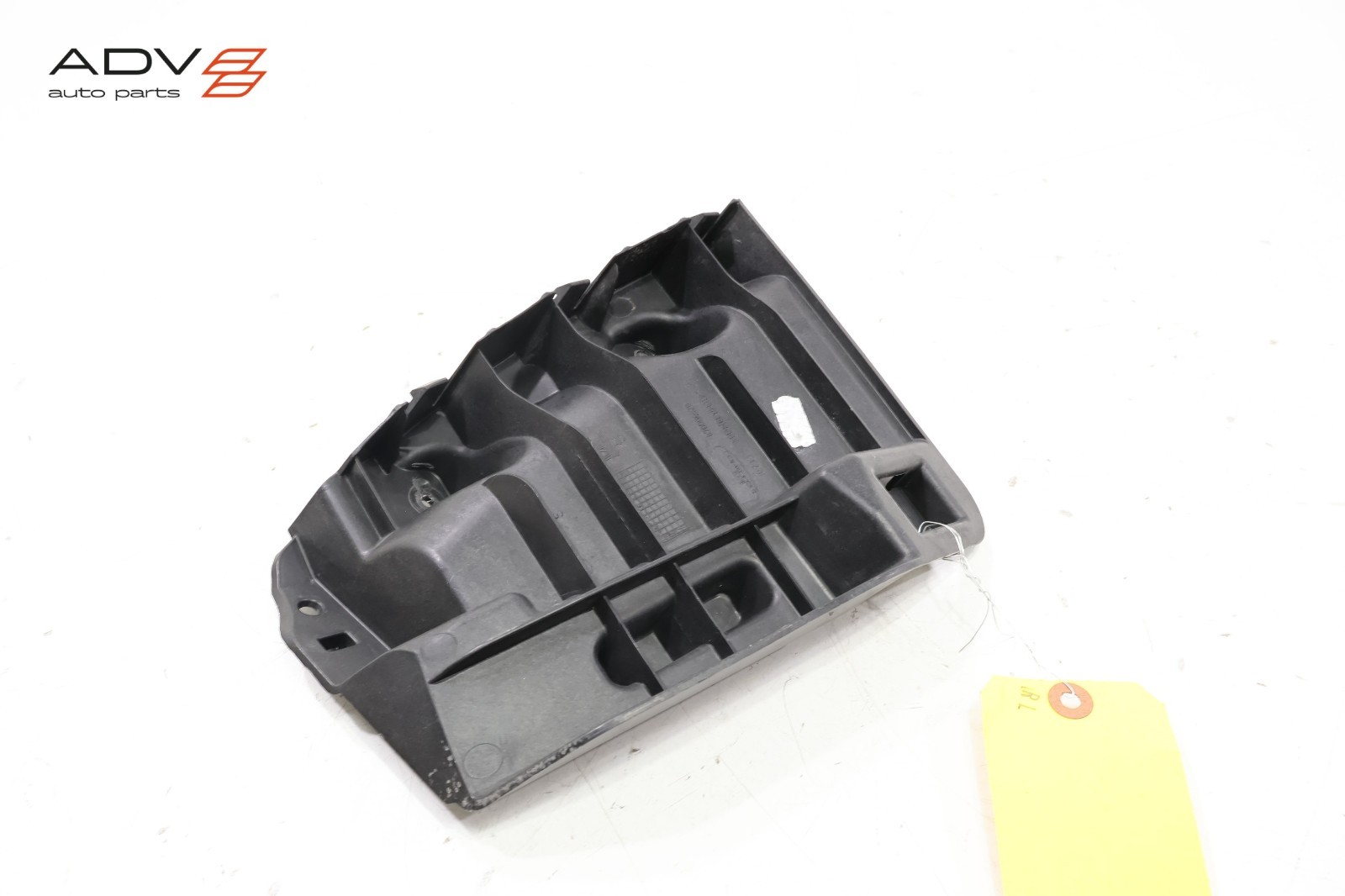 Maserati Ghibli 2014-2020 Rear Left Side mounting bracket P/N 13858