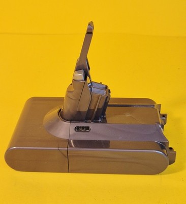 Original Dyson V8 SV10 Akku 21,6V 2800mAh getestet funktioniert OEM