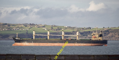 Photo 6x4 The 'Tern' off Bangor Groomsport 190m (50209 DWT) Marshall Isla c2016
