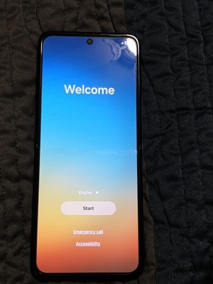 Samsung Galaxy Z Flip3 5G SM-F711U1 256GB Phantom Black Unlocked